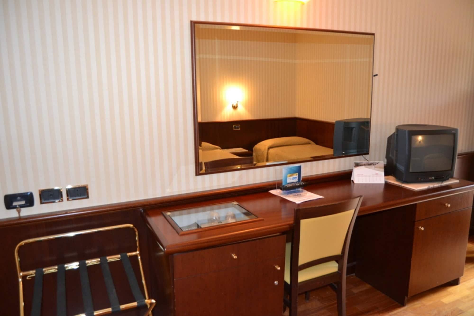 מטרה Palace Hotel מראה חיצוני תמונה