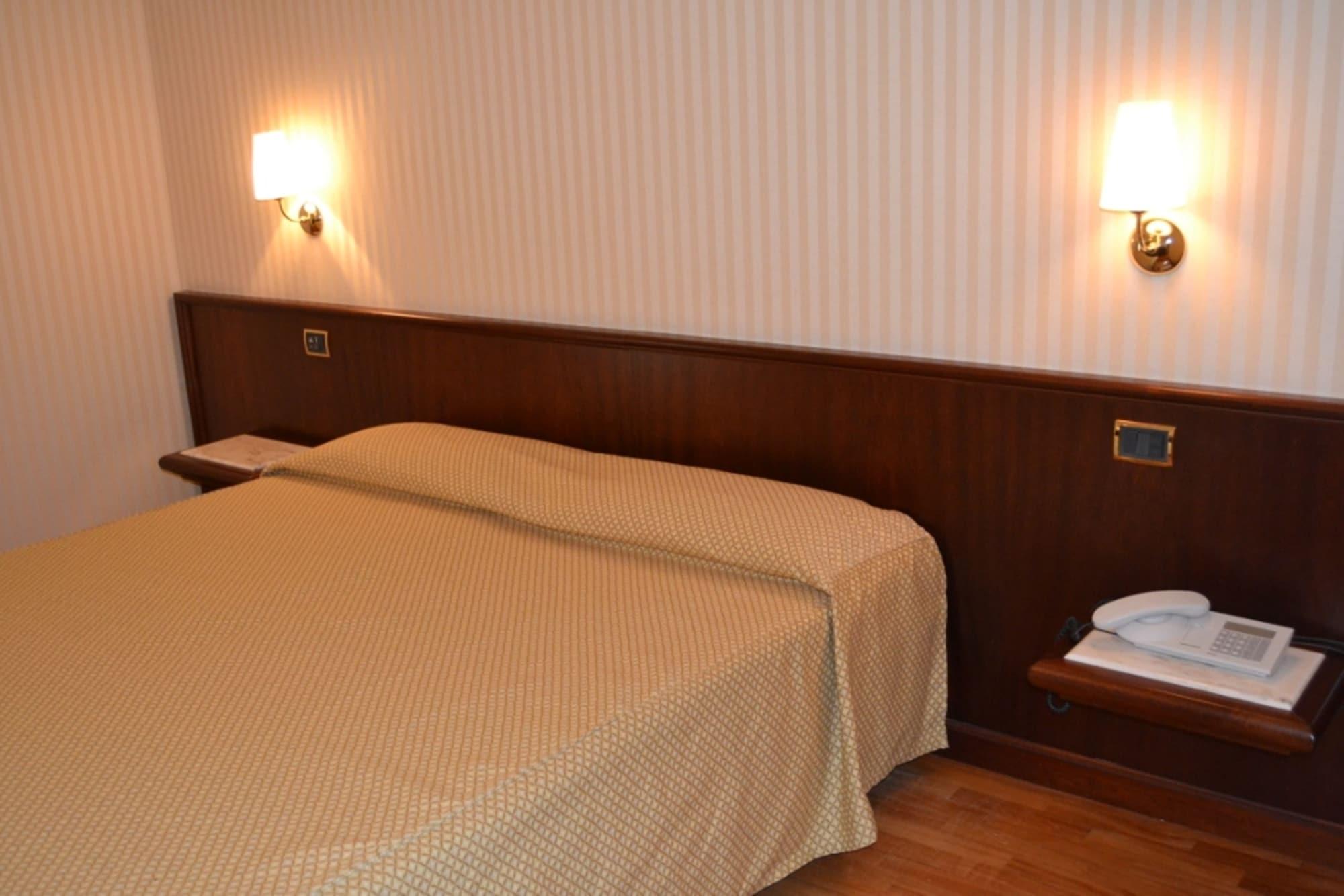 מטרה Palace Hotel מראה חיצוני תמונה