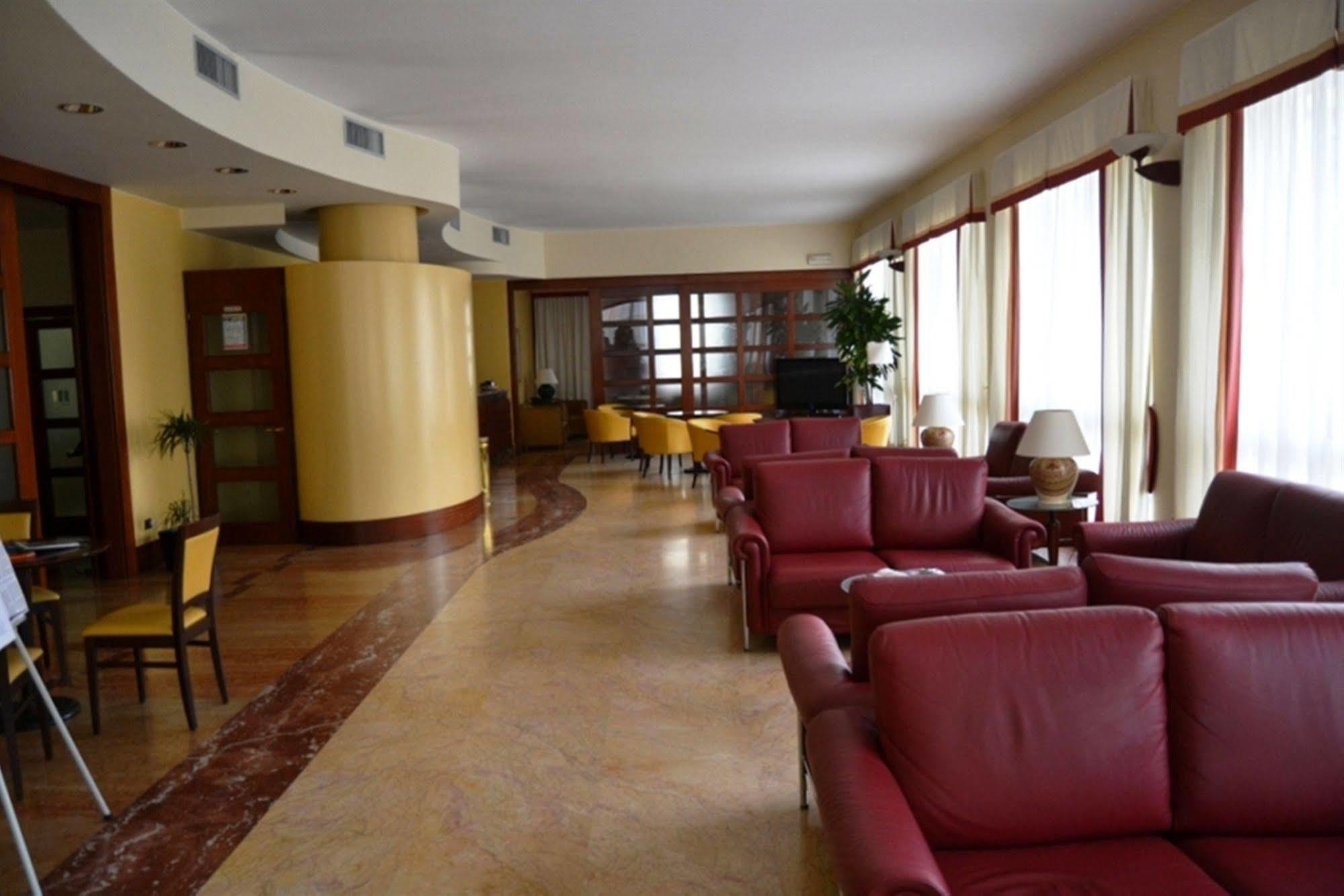 מטרה Palace Hotel מראה חיצוני תמונה