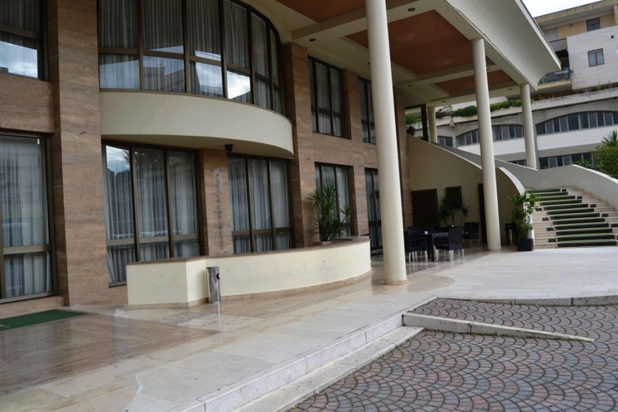 מטרה Palace Hotel מראה חיצוני תמונה